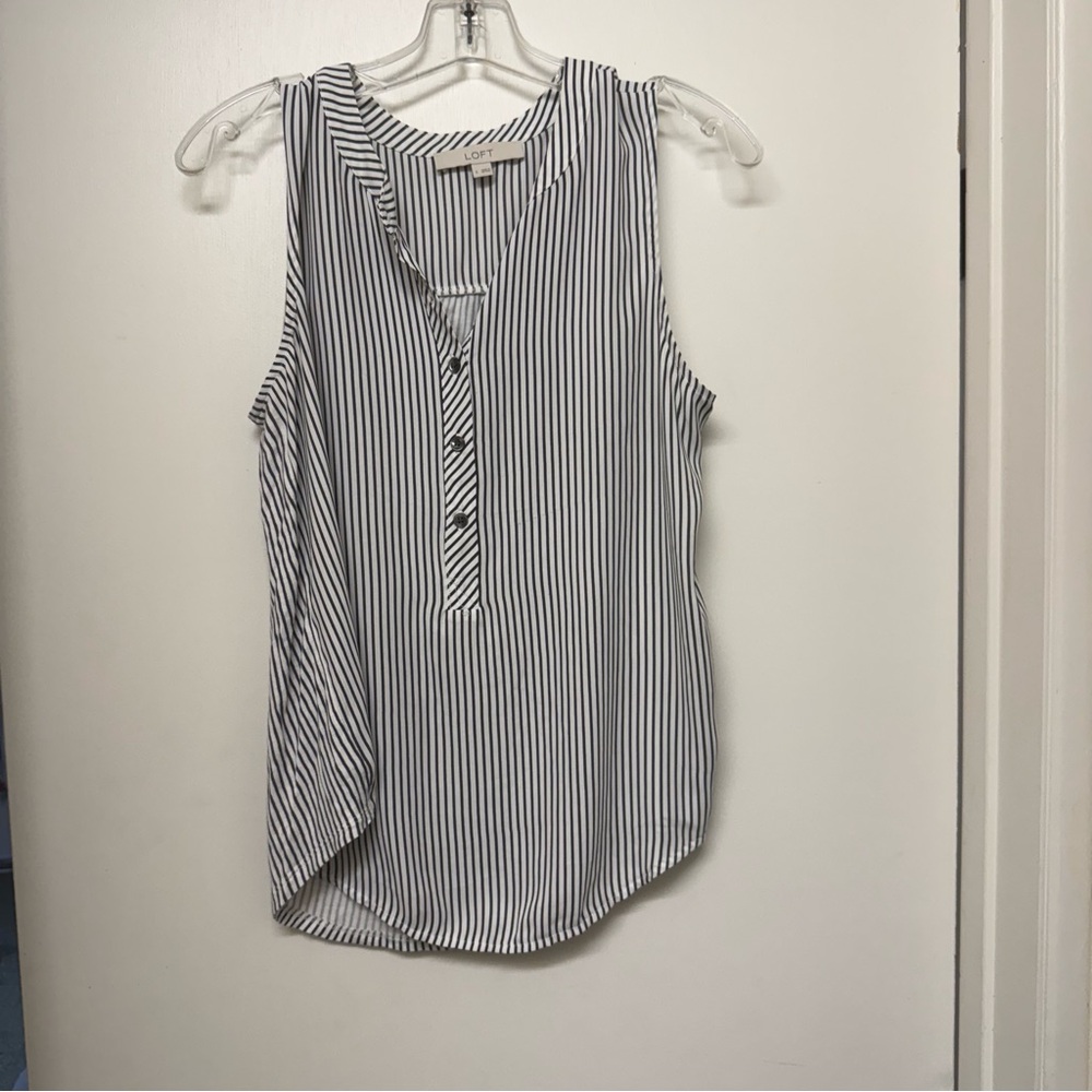 Loft Women’s size small top